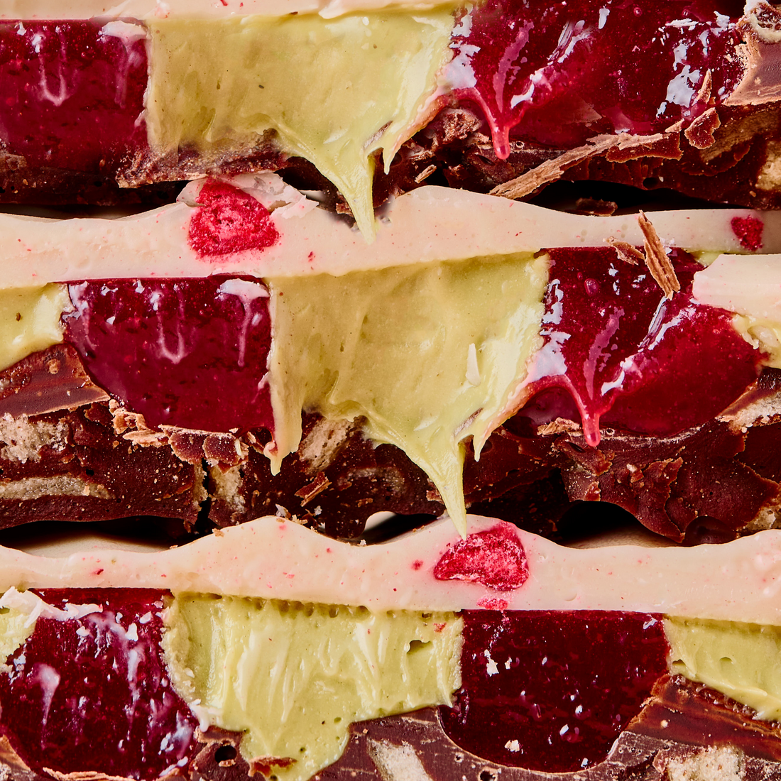 Pistachio Raspberry Cannoli bar