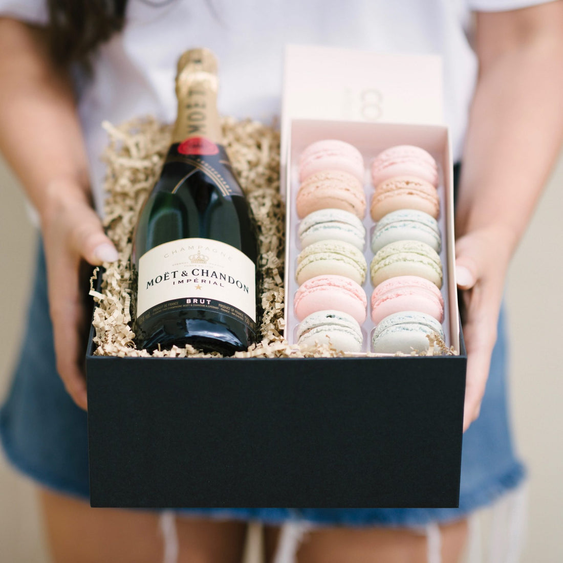 Moet & Macarons Hamper